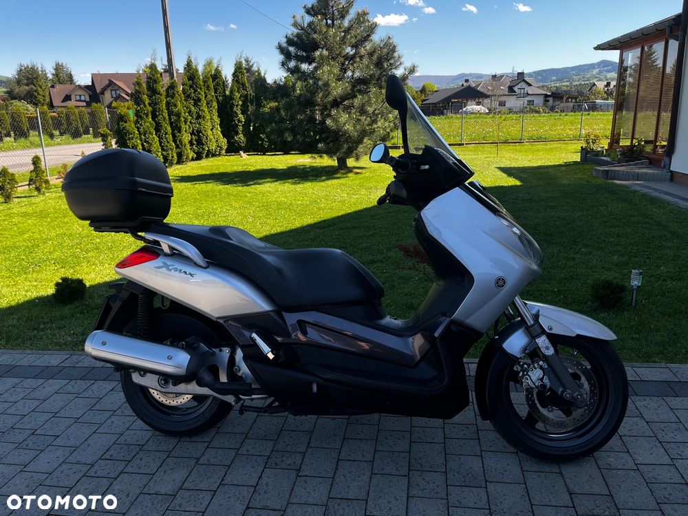 Yamaha X-max - 4