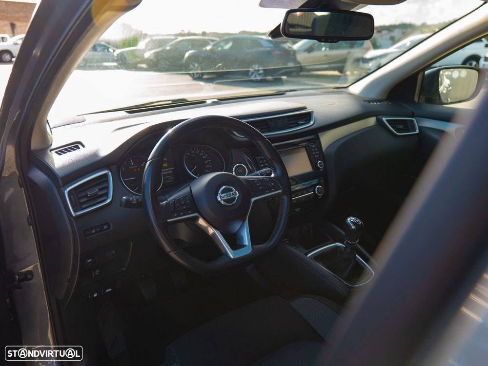Nissan Qashqai 1.5 dCi N-Connecta - 10