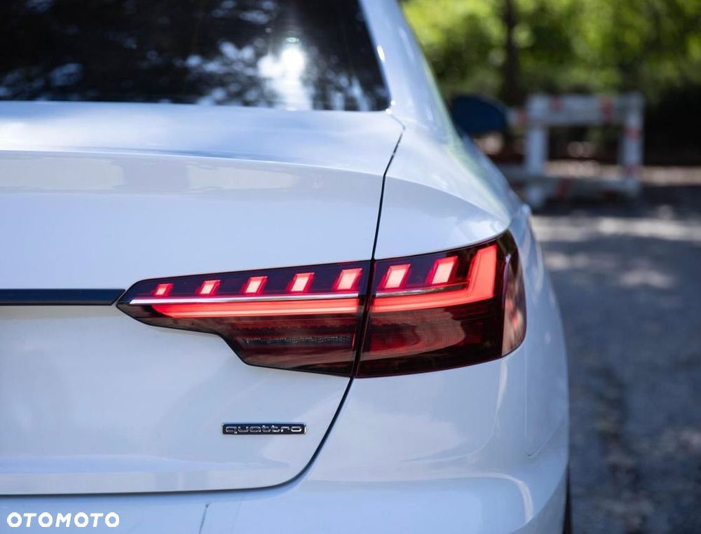 Audi A4 Limousine 45 TFSI quattro S tronic S line - 11