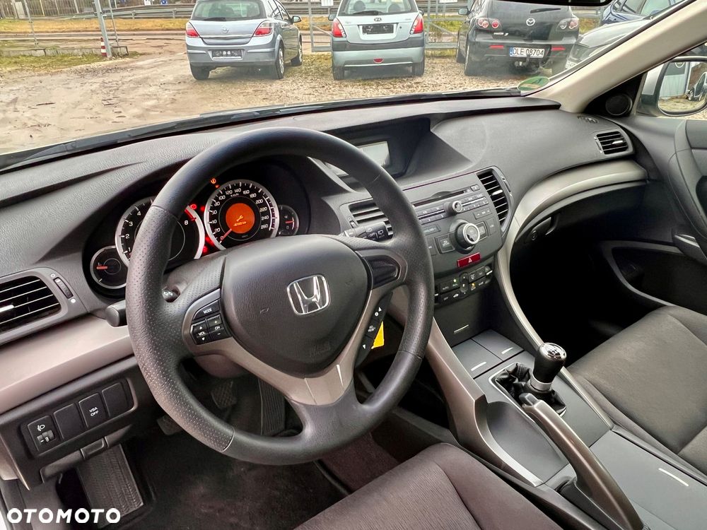 Honda Accord 2.0 Elegance Advantage - 11