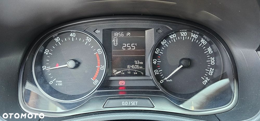 Skoda Fabia 1.0 MPI Edition - 20