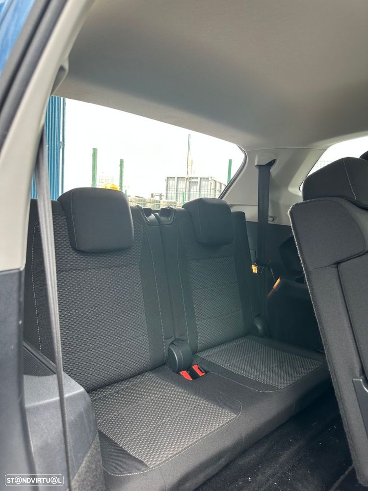 VW Tiguan Allspace 2.0 TDI Confortline DSG - 17