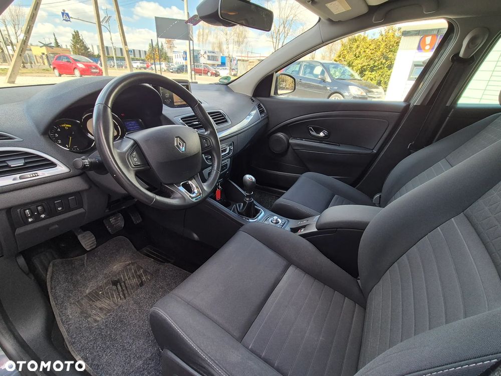 Renault Megane ENERGY dCi 110 Start & Stop LIMITED - 24