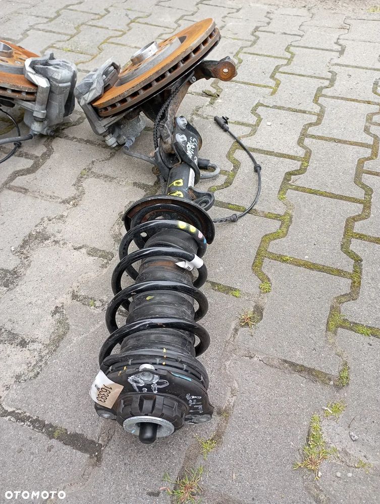 ZWROTNICA AMORTYZATOR MCPHERSON PRAWY JEEP COMPASS II LIFT - 8