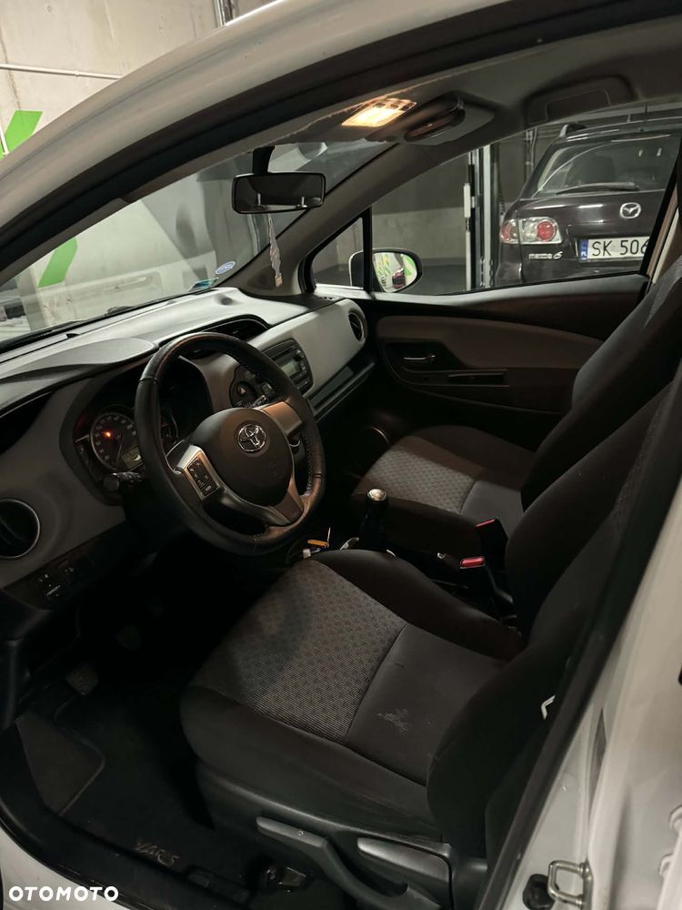 Toyota Yaris - 6