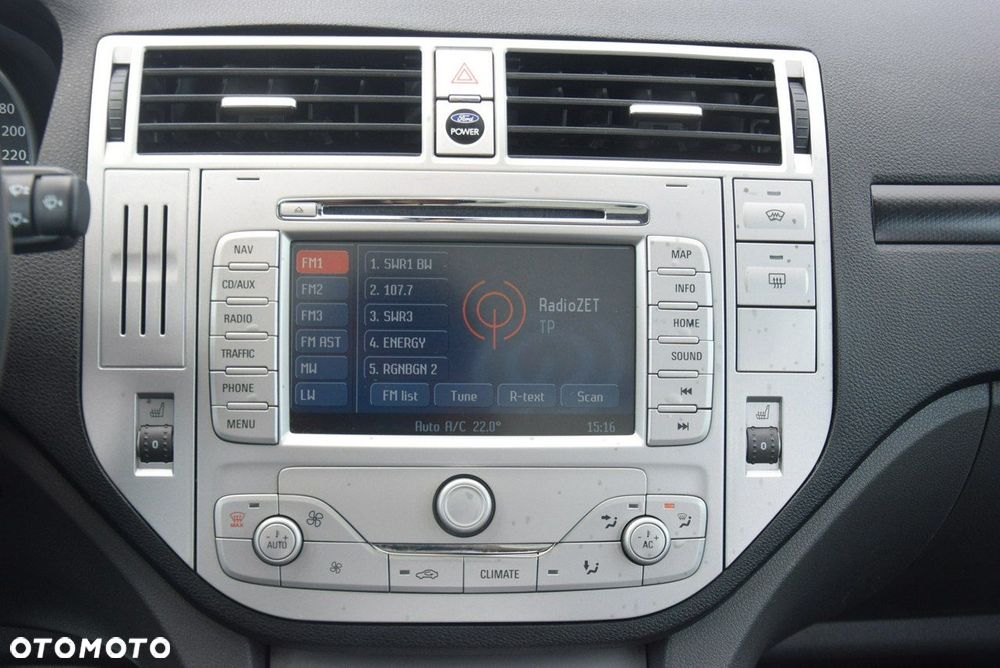Ford Kuga - 25