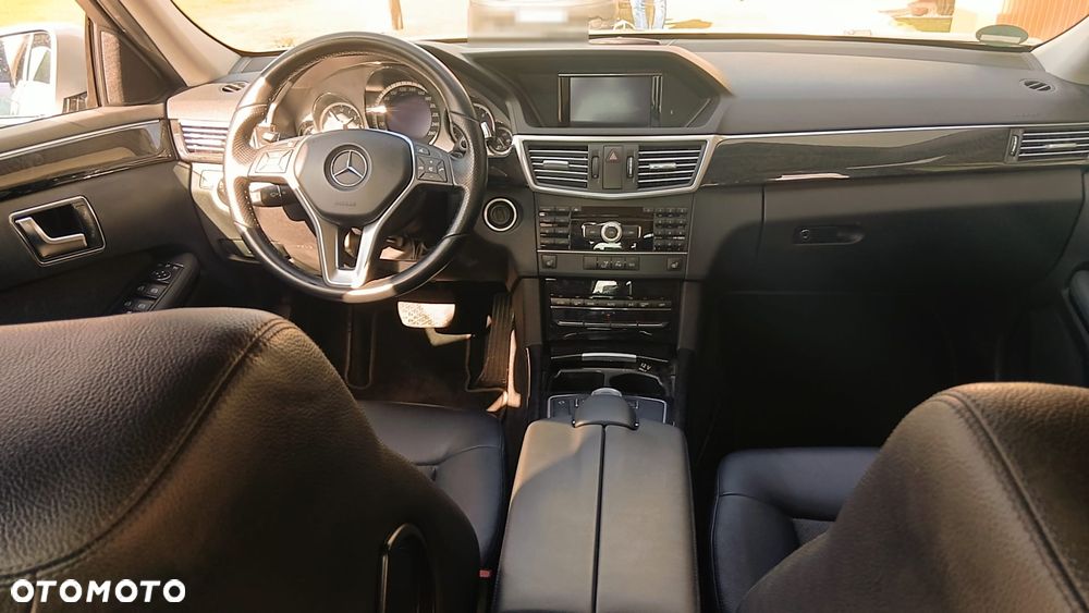 Mercedes-Benz Klasa E 200 CDI DPF BlueEFFICIENCY 7G-TRONIC Avantgarde - 5