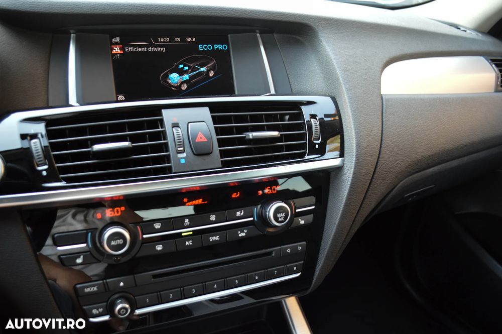 BMW X4 xDrive20i AT Advantage - 13