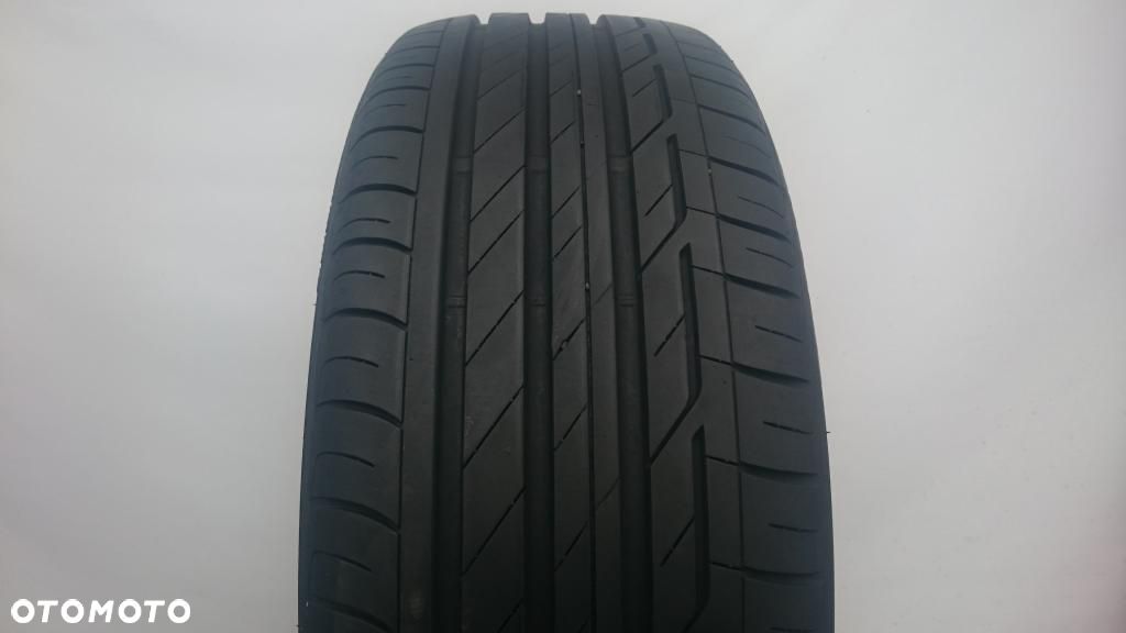 BRIDGESTONE TURANZA T001 225/45/19 opona poj. - 1