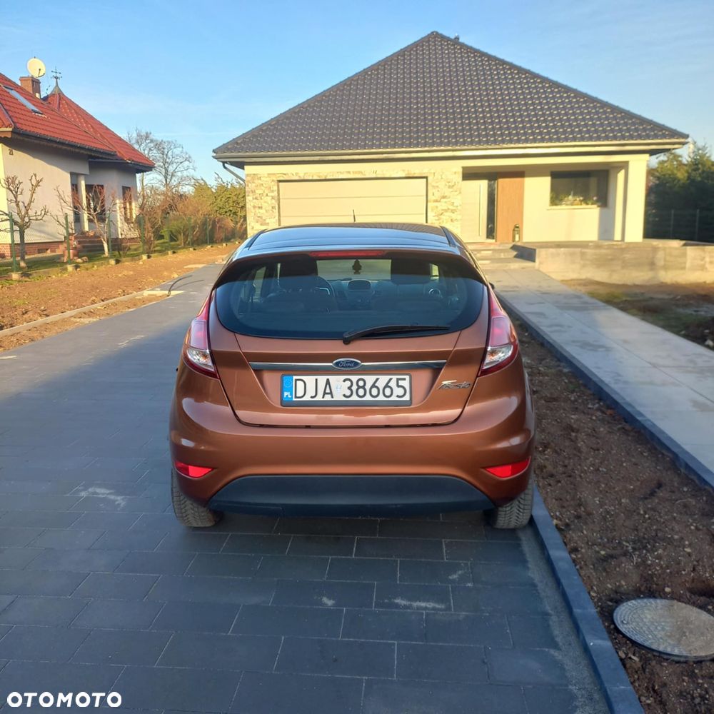 Ford Fiesta 1.25 Titanium EU5 - 4