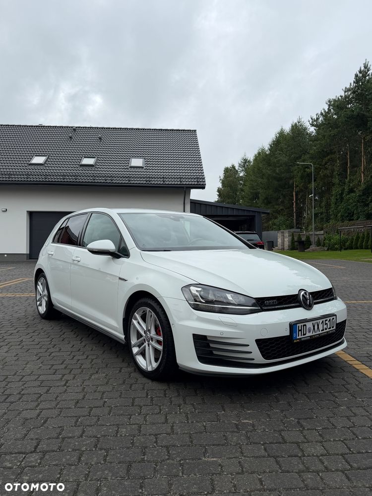 Volkswagen Golf 2.0 TDI BMT GTD - 6