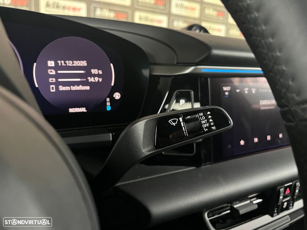 Porsche Macan Electric 4 - 29