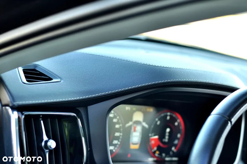 Volvo XC 60 D4 Inscription - 29