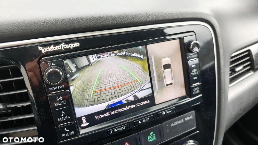 Mitsubishi Outlander 2.0 4WD CVT Diamant Edition+ - 19