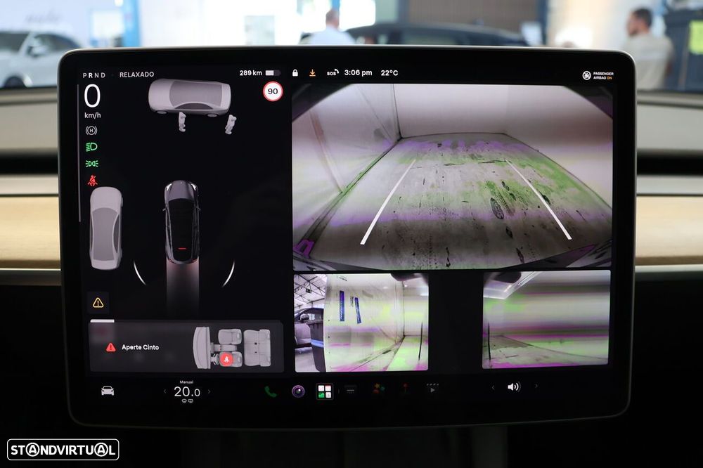 Tesla Model Y Long Range Dual Motor AWD - 19