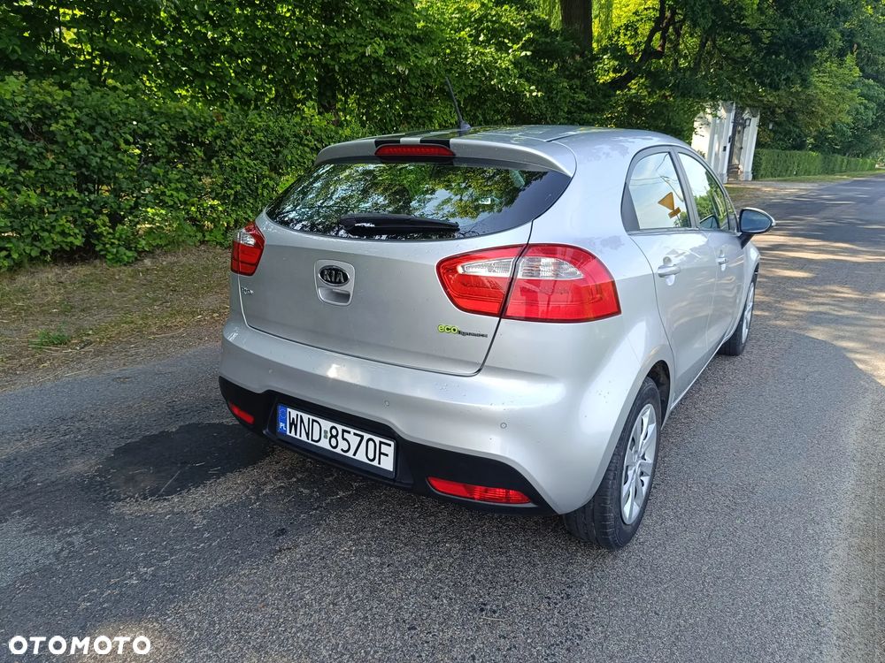Kia Rio 1.2 XL - 4