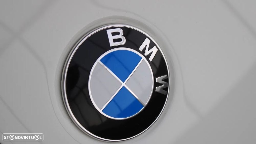 BMW X1 sDrive18d Sport Line - 46