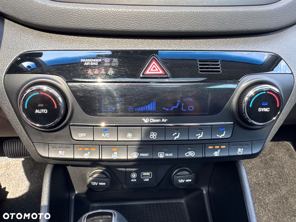 Hyundai Tucson 2.0 CRDI 4WD Automatik Premium - 14