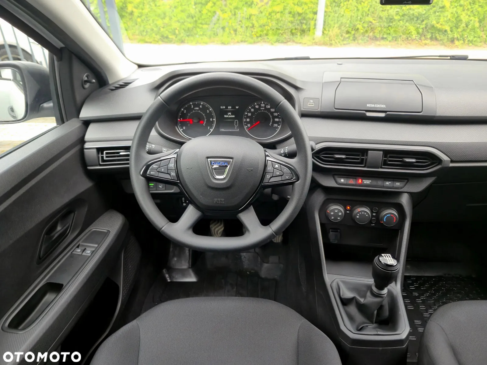 Dacia Logan - 5