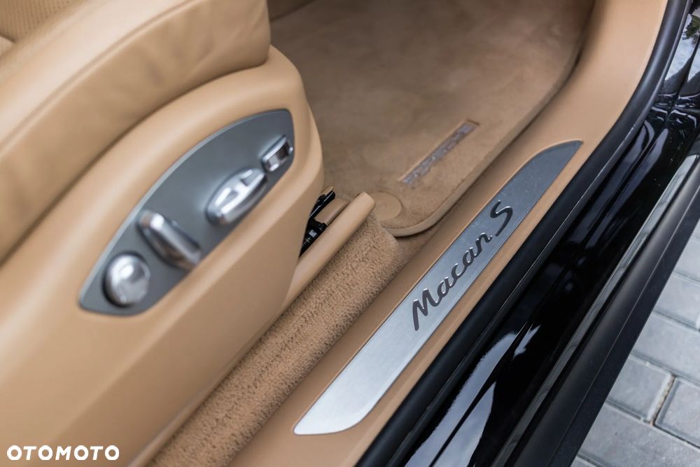 Porsche Macan - 5