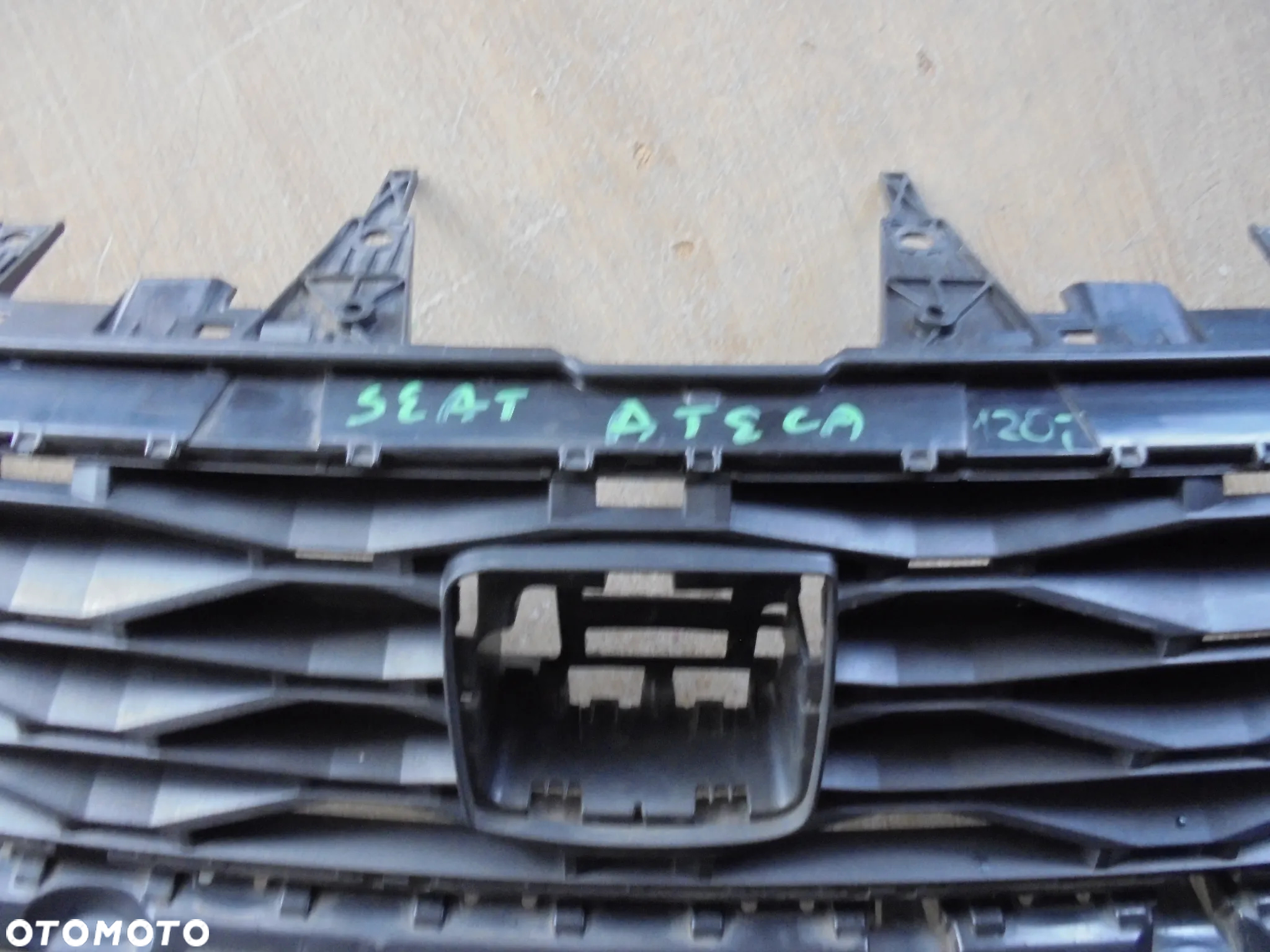 SEAT ATECA GRILL ATRAPA - 4