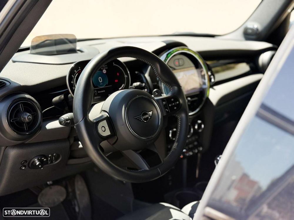 MINI 5 Portas Cooper S Auto - 22
