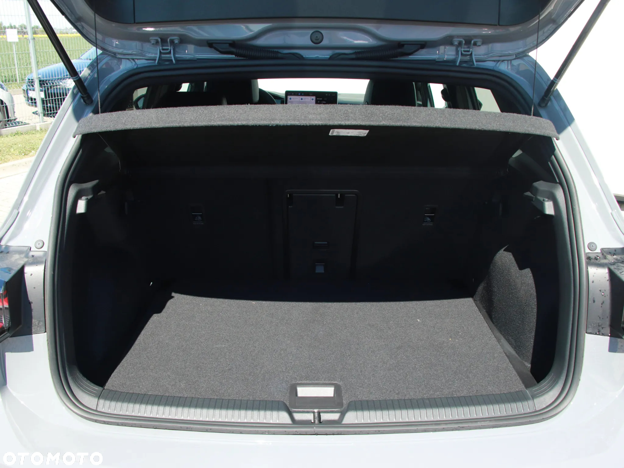 Volkswagen Golf - 10