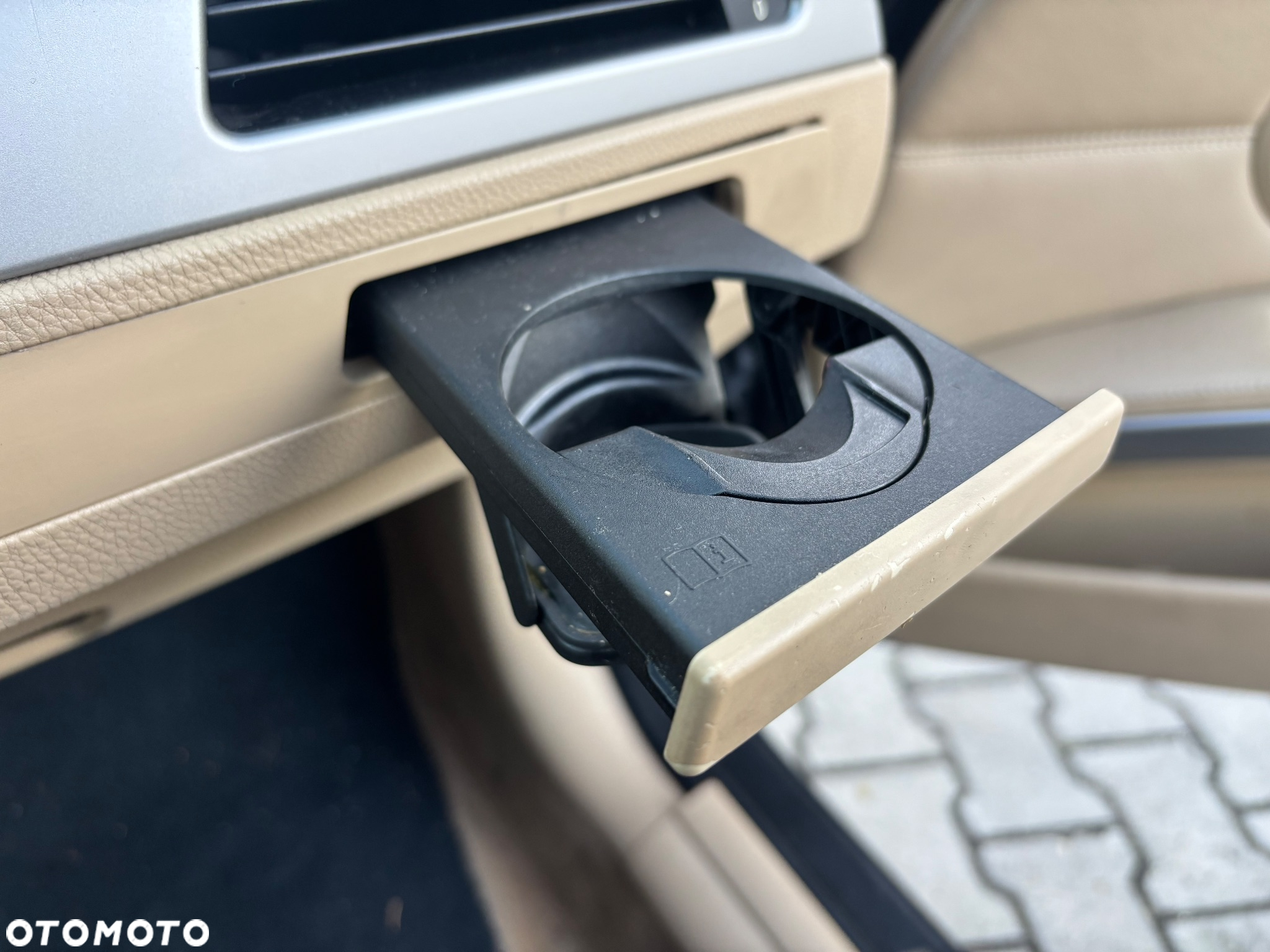 BMW Seria 3 320i - 13