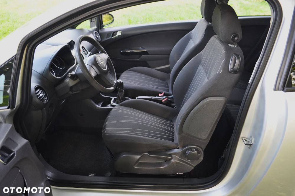 Opel Corsa 1.0 12V Essentia - 19