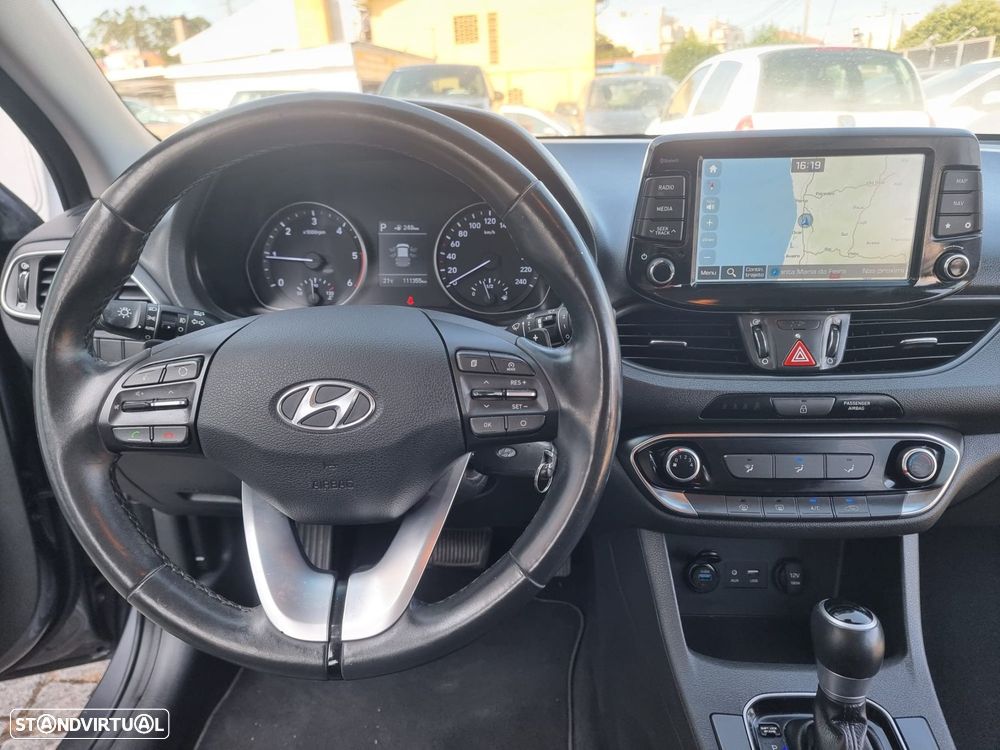 Hyundai i30 SW - 10