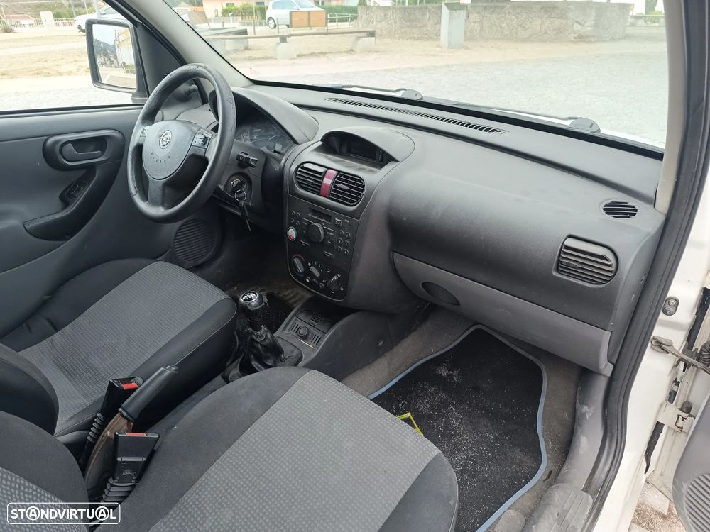 Opel Combo 1.3 CDti   Revisão completa - 13