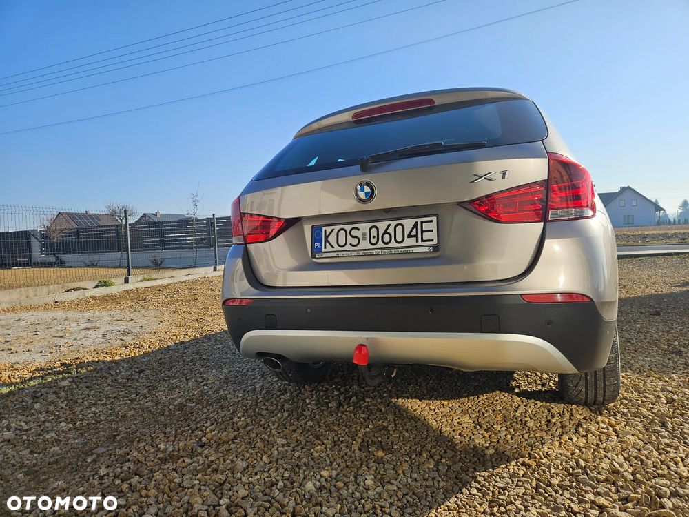 BMW X1 xDrive20d - 10