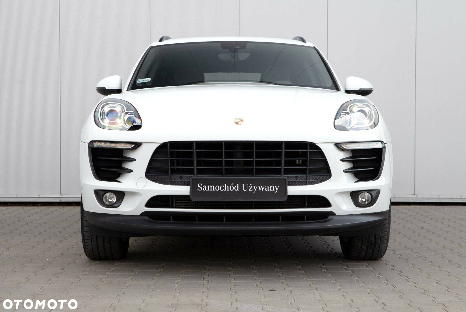 Porsche Macan Standard - 2