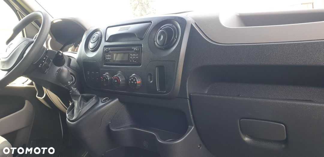 Renault Master - 15