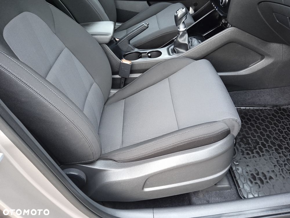 Hyundai Tucson 1.6 GDI BlueDrive Comfort 2WD - 17