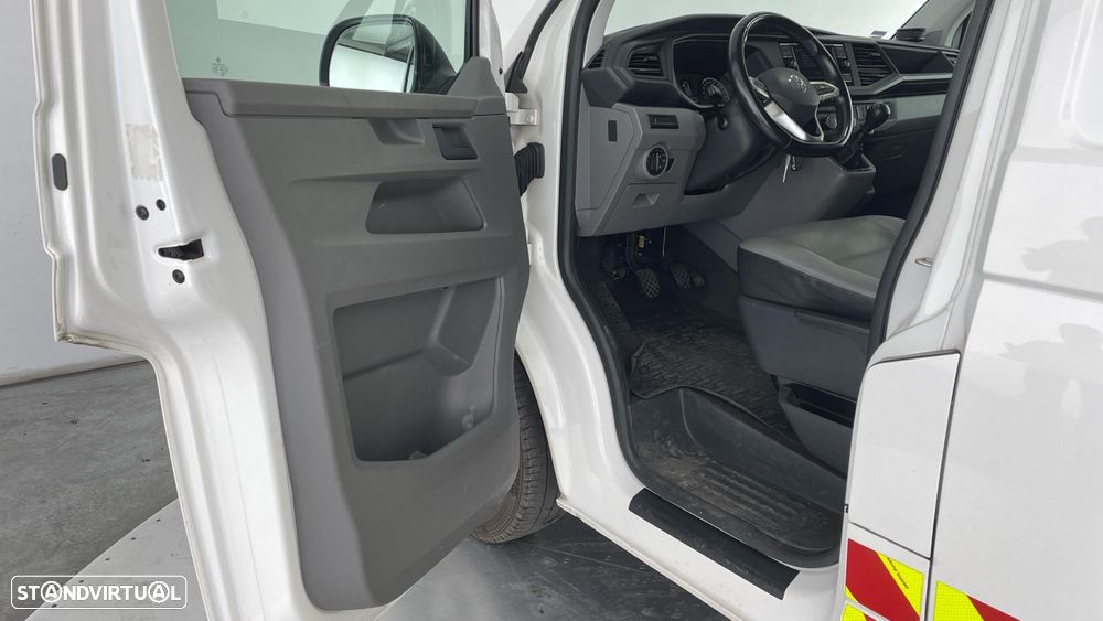 VW Transporter - 11