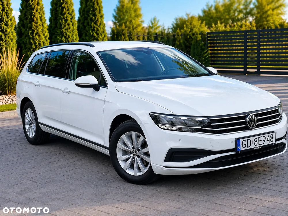 Volkswagen Passat - 2