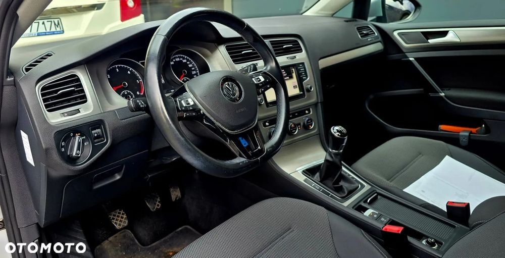 Volkswagen Golf 1.6 BlueTDI Comfortline - 31