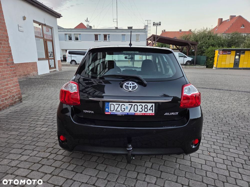 Toyota Auris - 4