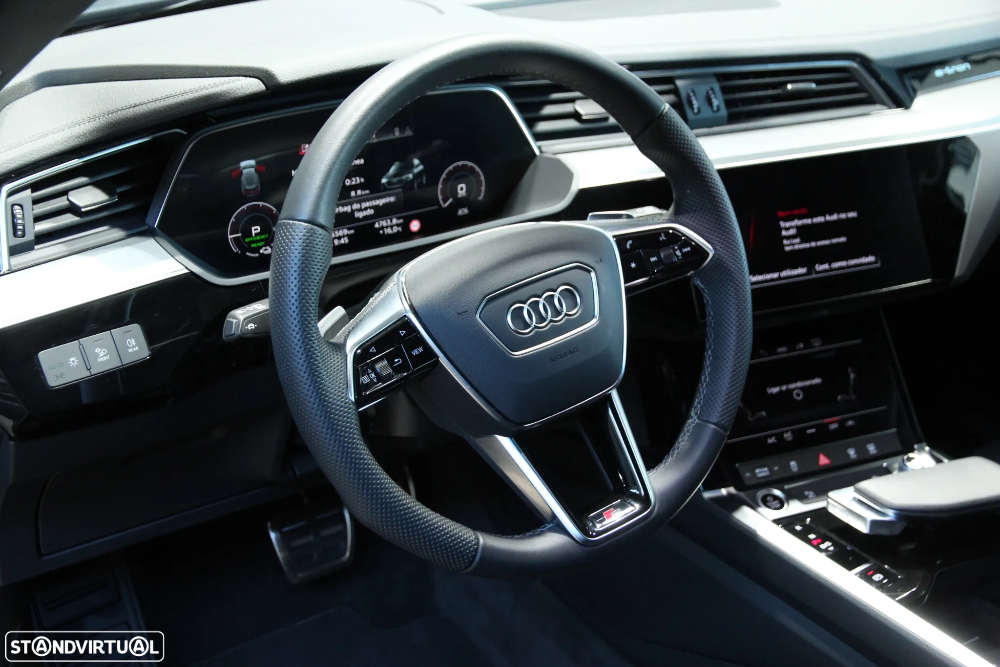 Audi Q8 e-Tron 50 quattro S line - 12