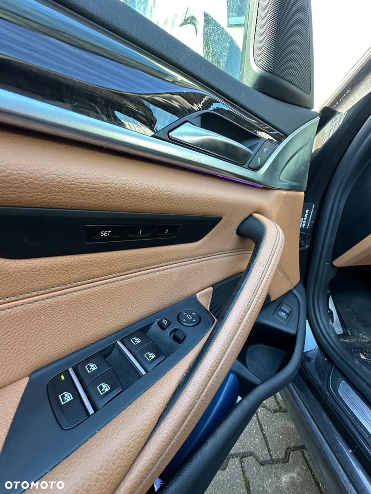 BMW Seria 5 540i xDrive M Sport sport - 8