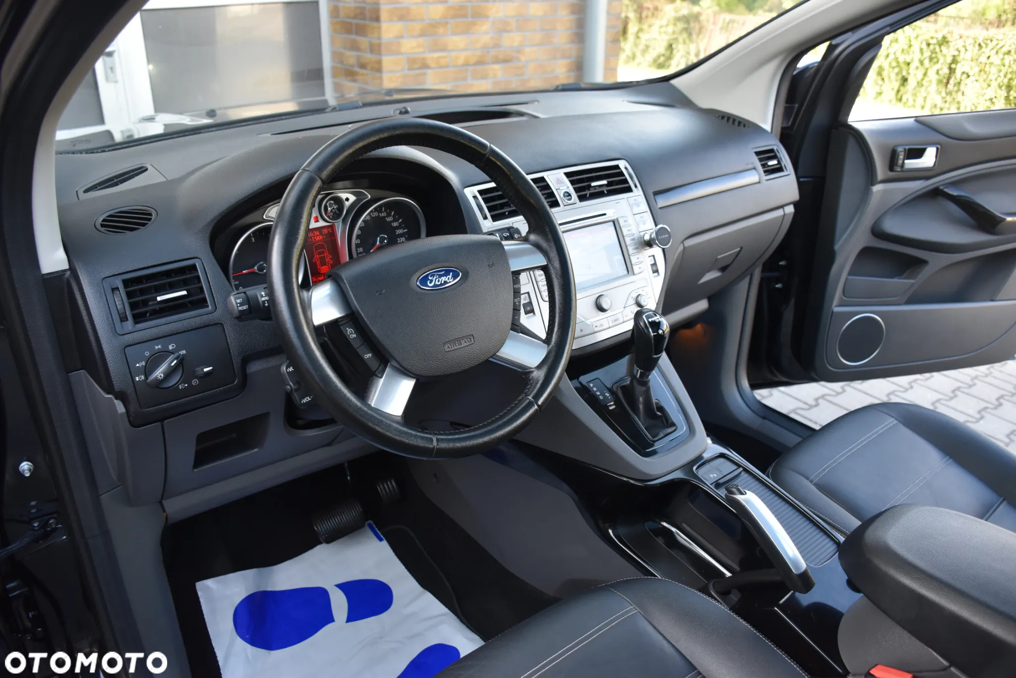 Ford Kuga 2.0 TDCi 4x4 Titanium - 9
