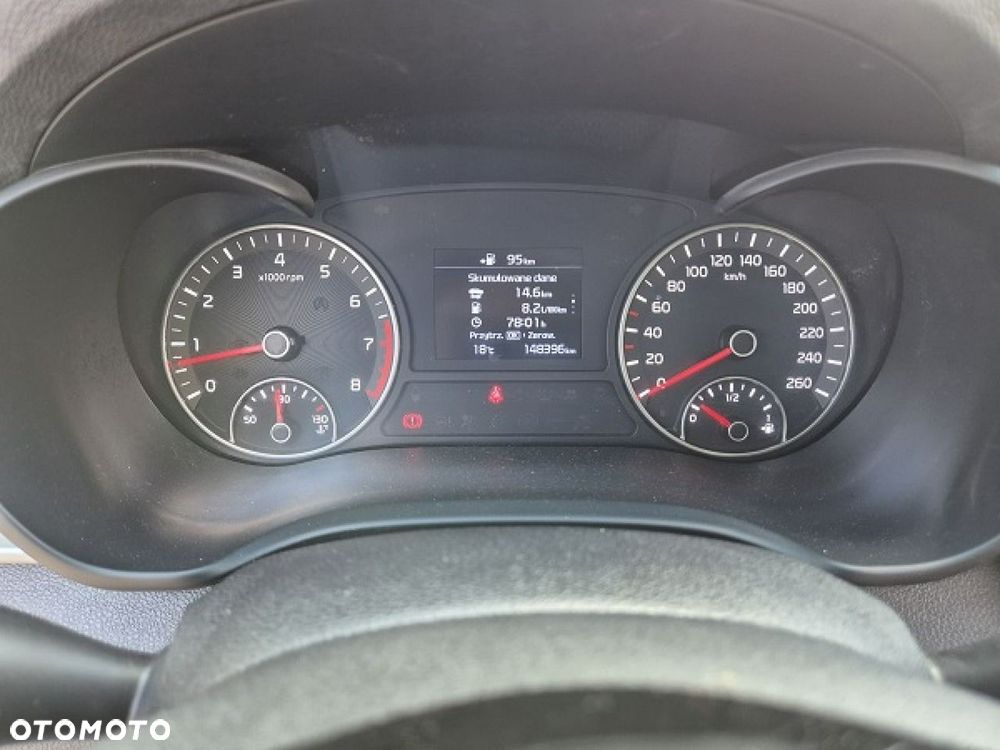 Kia Optima 2.0 L - 33