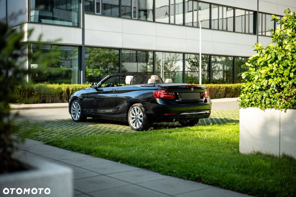 BMW Seria 2 220i - 4