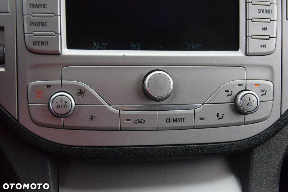 Ford Kuga 2.0 TDCi FWD Titanium - 32