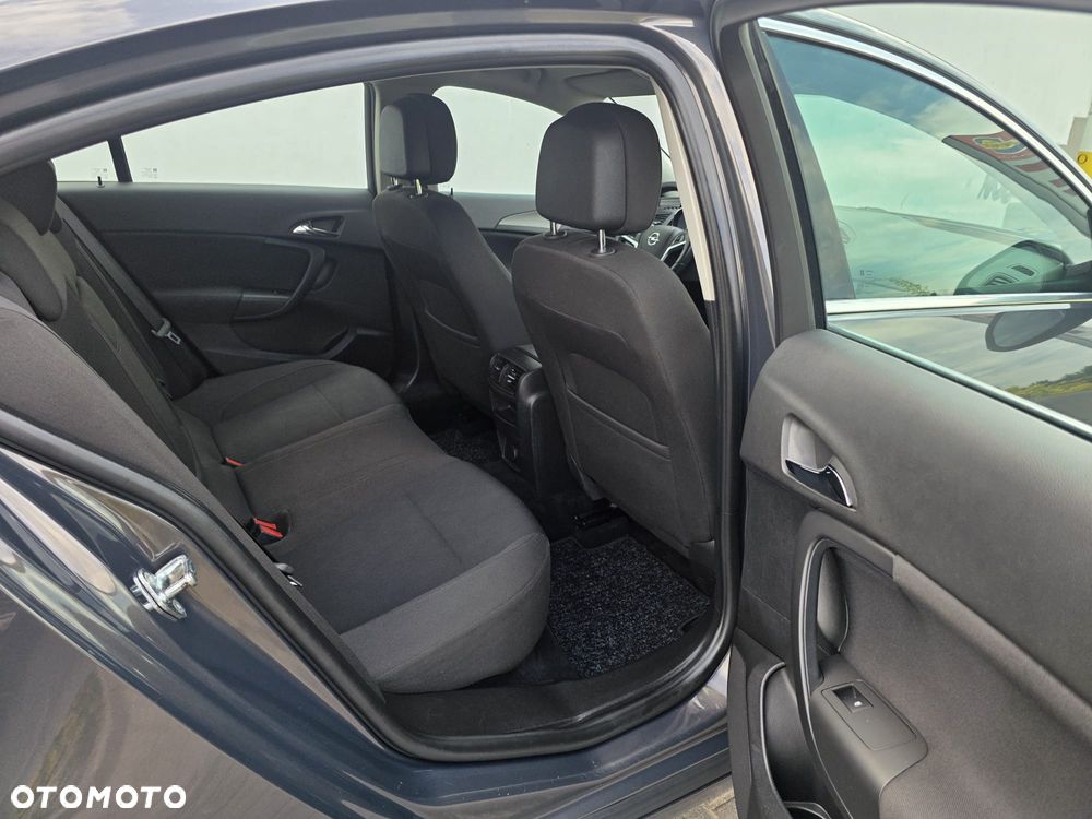 Opel Insignia - 16