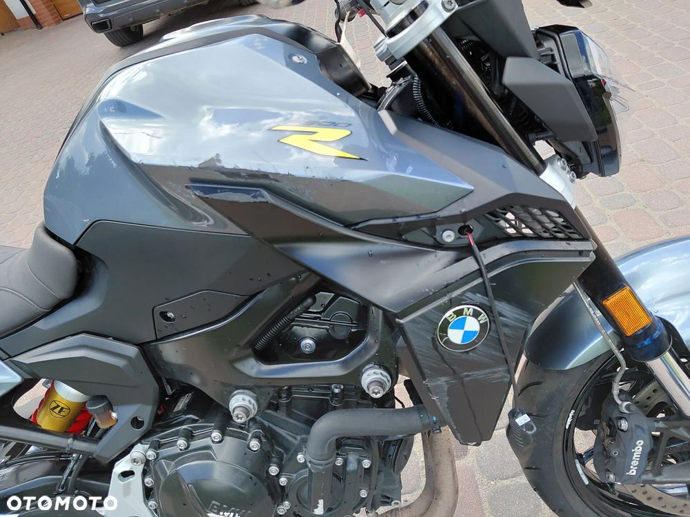 BMW F - 10