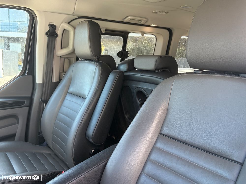 Ford Tourneo Custom - 6