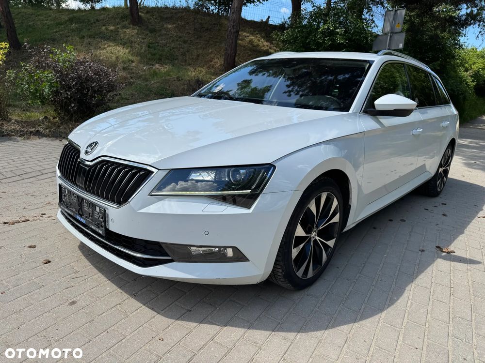 Skoda Superb 2.0 TDI 4x4 DSG Ambition - 1