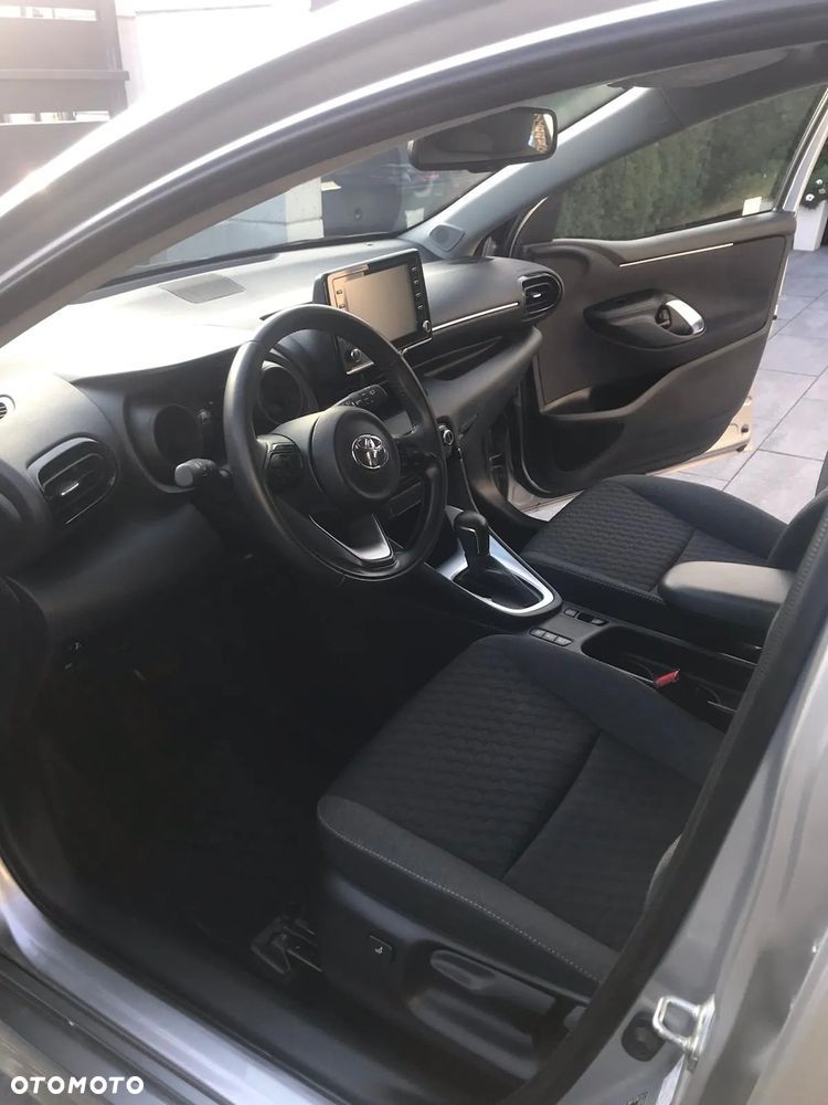 Toyota Yaris Hybrid 1.5 Executive - 17